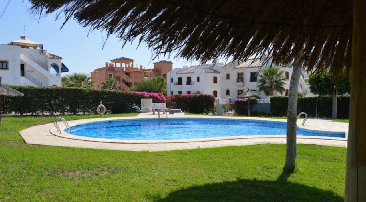 Villamartin, Lovely 2 Bed House, Short Walk To The Plaza. Orihuela Eksteriør bilde