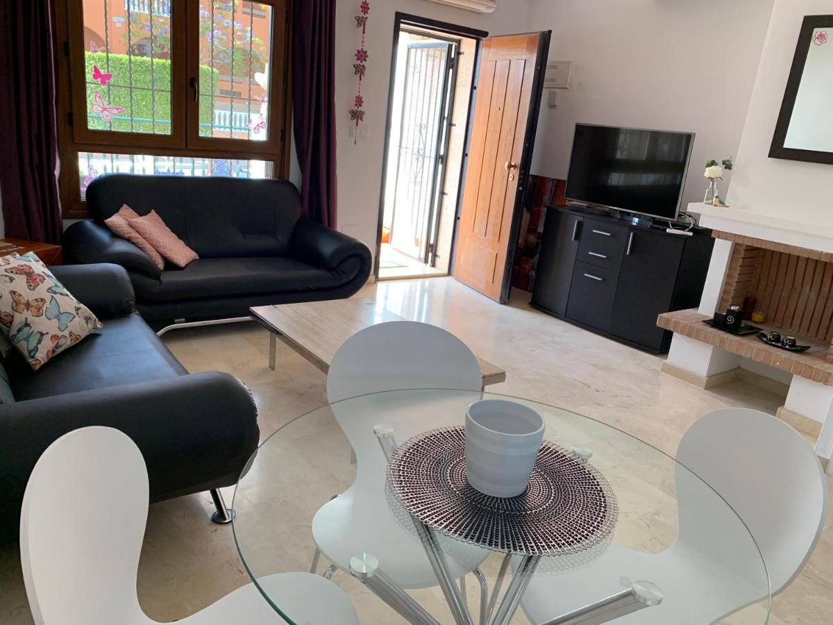 Villamartin, Lovely 2 Bed House, Short Walk To The Plaza. Orihuela Eksteriør bilde